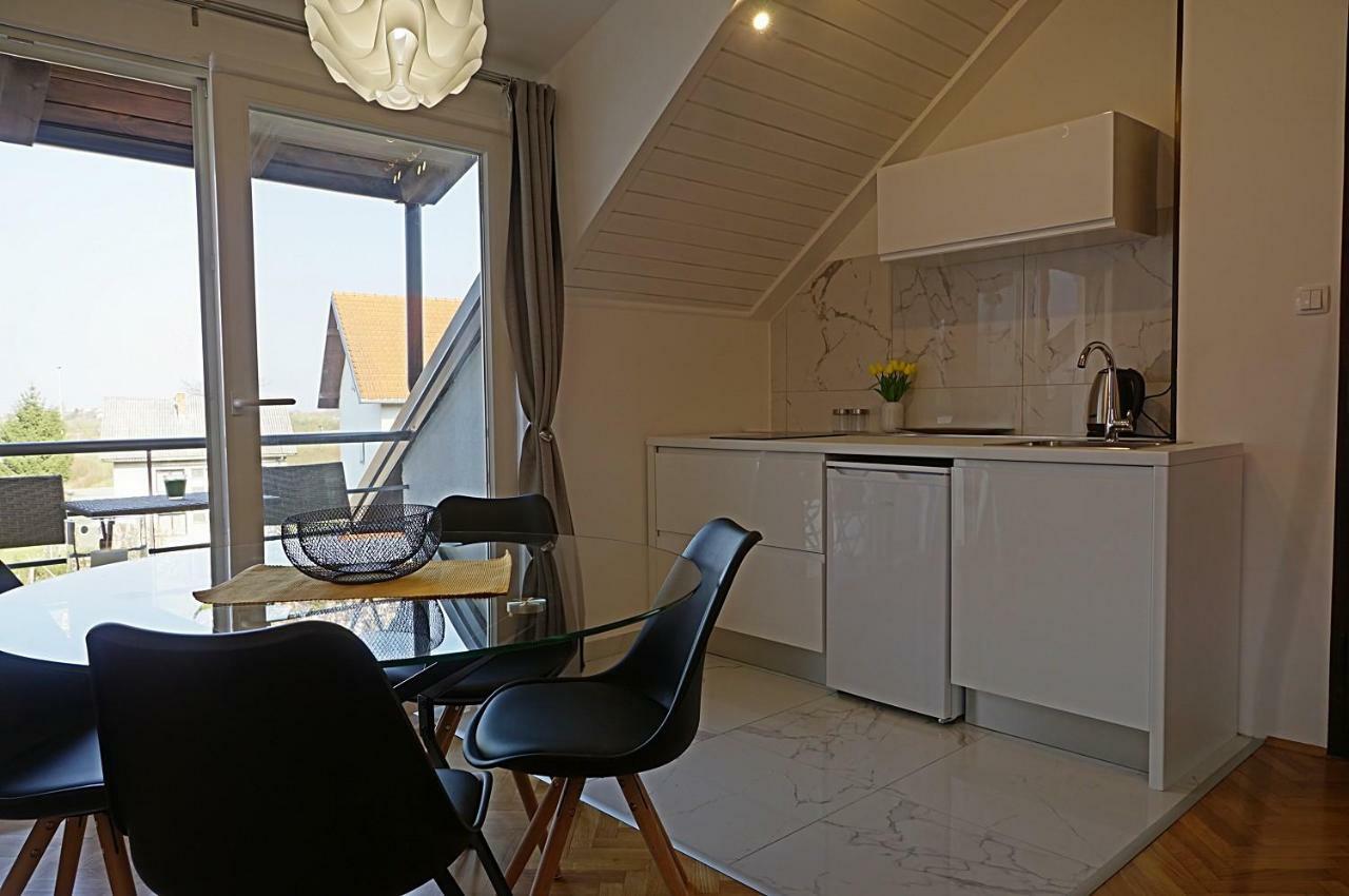 Apartman Studio Sonas 3 With Free Private Parking Karlovac Exteriér fotografie