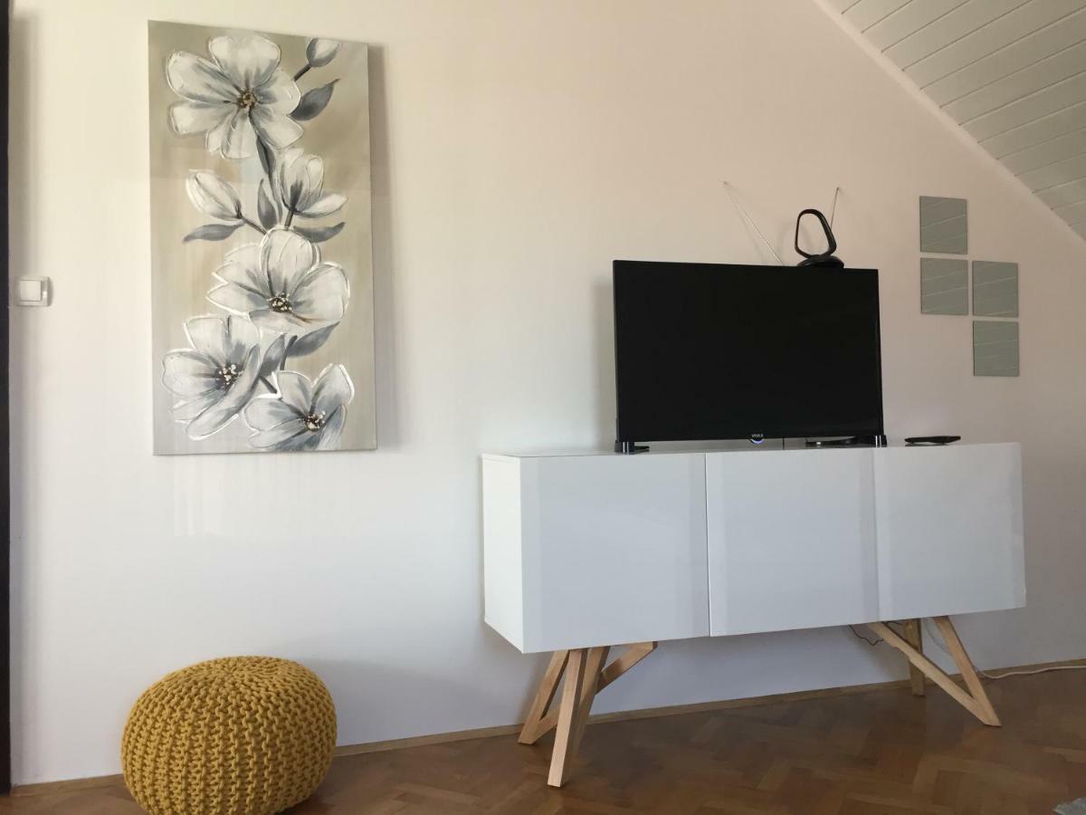 Apartman Studio Sonas 3 With Free Private Parking Karlovac Exteriér fotografie